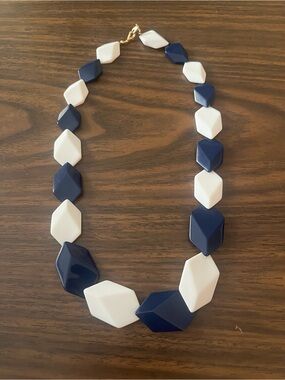 Vintage 1980s Navy and White Geometric Acrylic Necklace